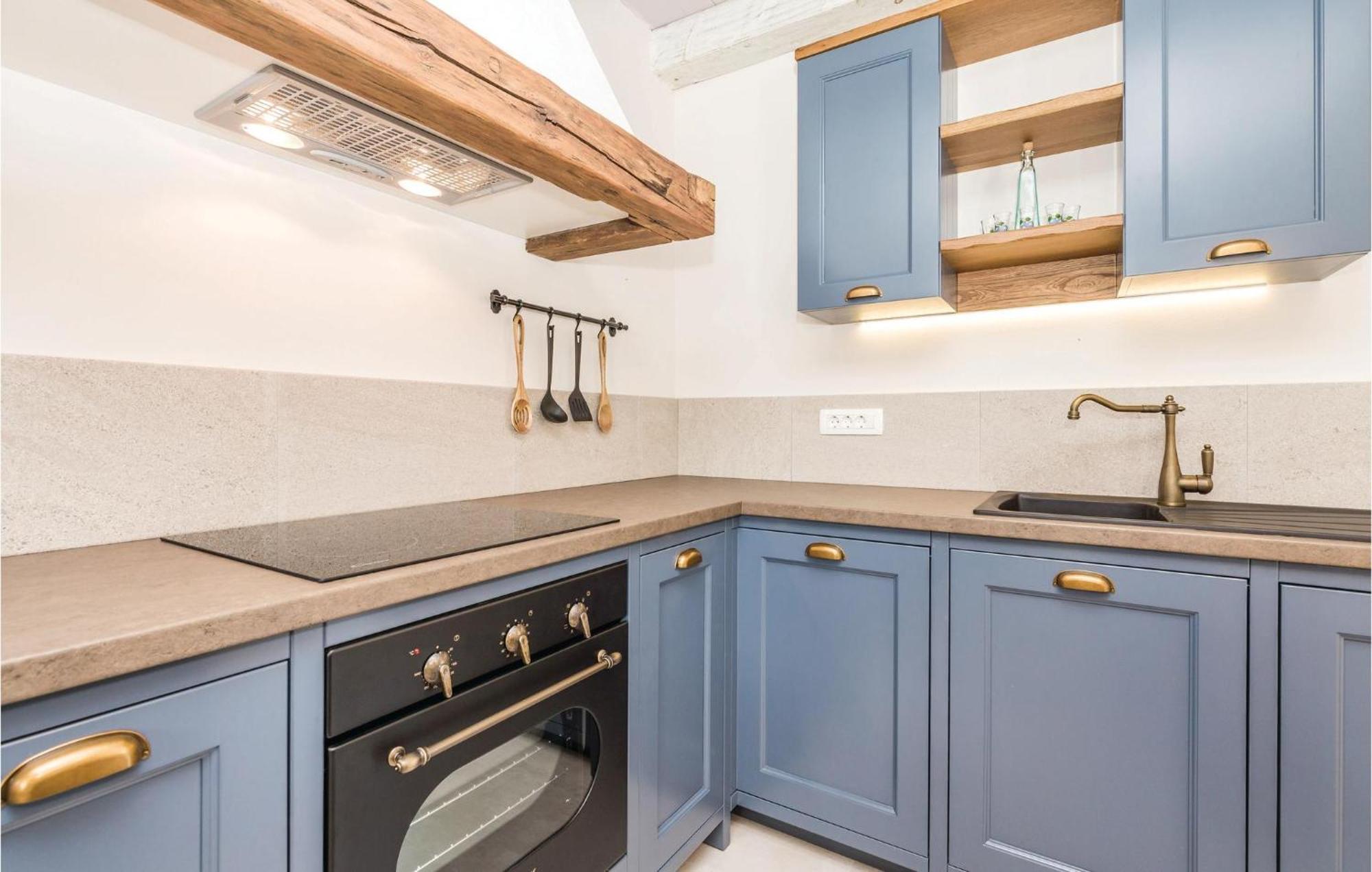 Mucici Stunning Home In Jurdani With Wifi מראה חיצוני תמונה
