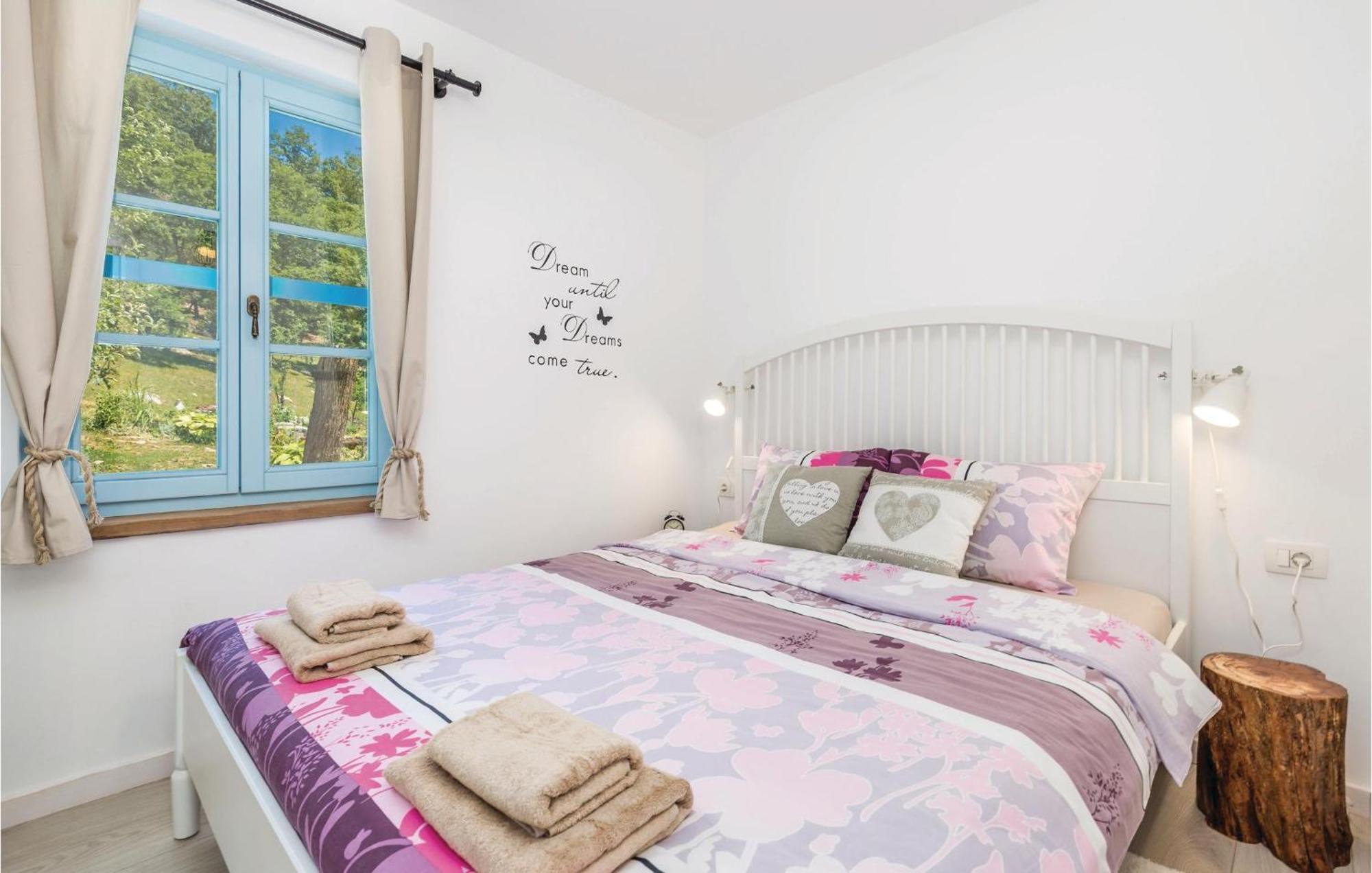 Mucici Stunning Home In Jurdani With Wifi מראה חיצוני תמונה