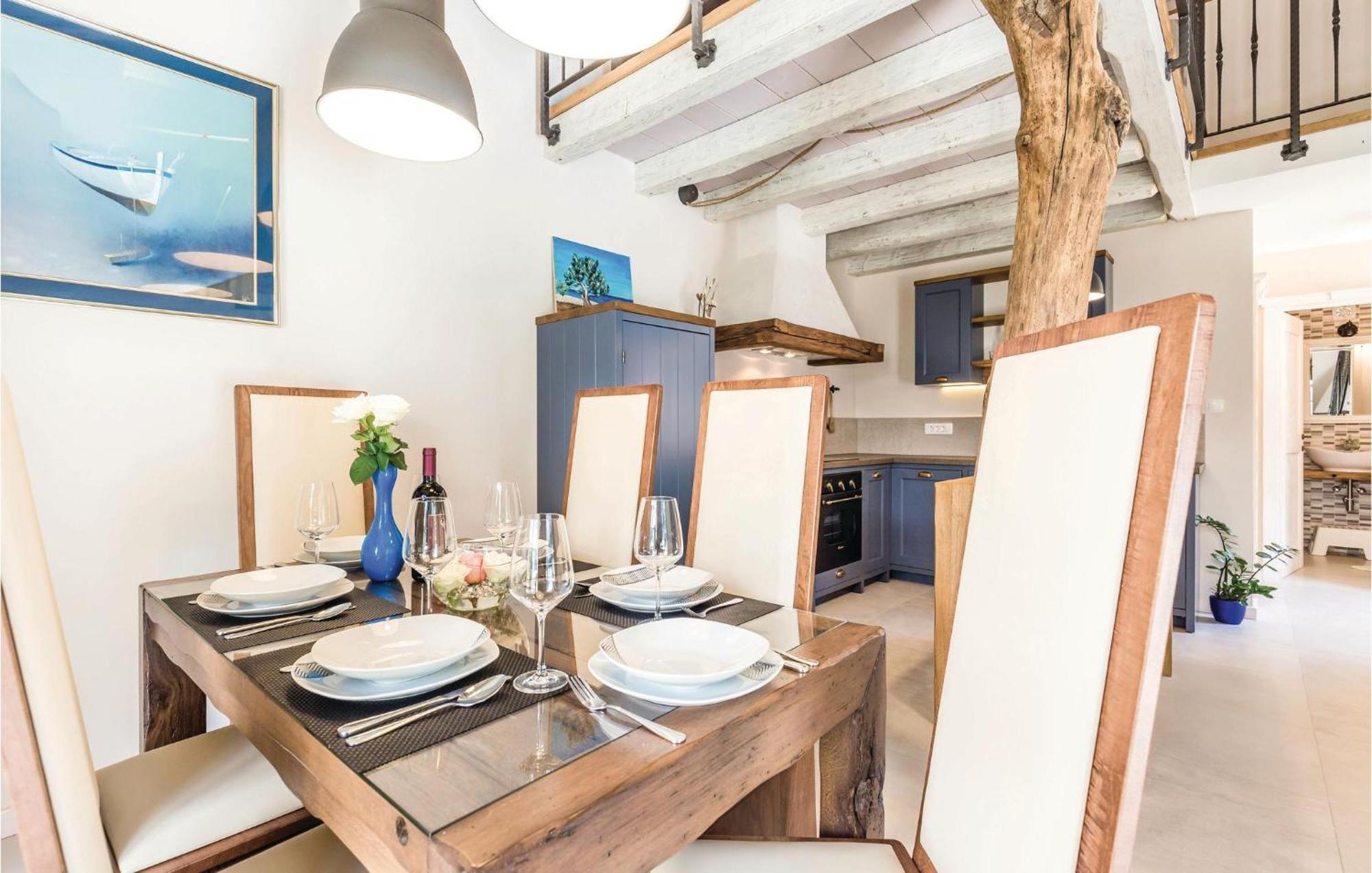 Mucici Stunning Home In Jurdani With Wifi מראה חיצוני תמונה