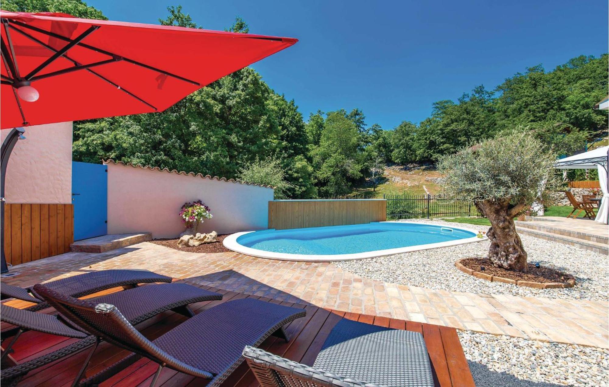 Mucici Stunning Home In Jurdani With Wifi מראה חיצוני תמונה